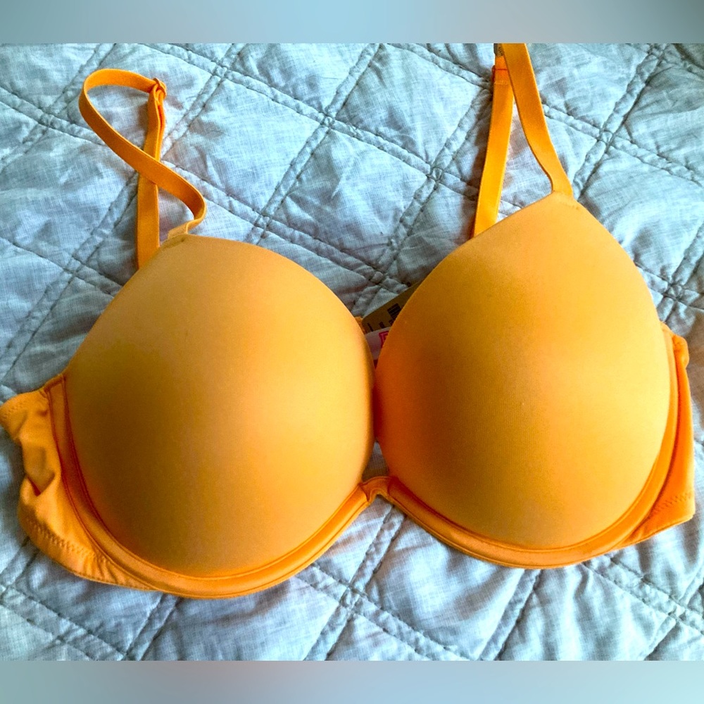 NWT VS PINK push up bra 36C